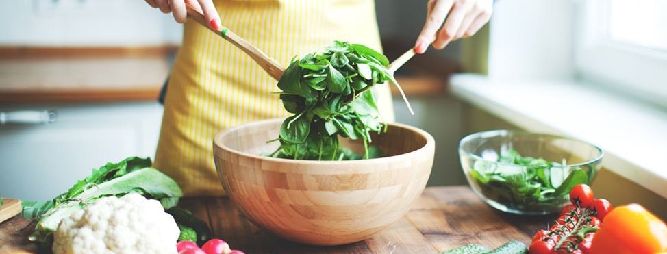 سالاد اسفناج - رژیم کانادایی