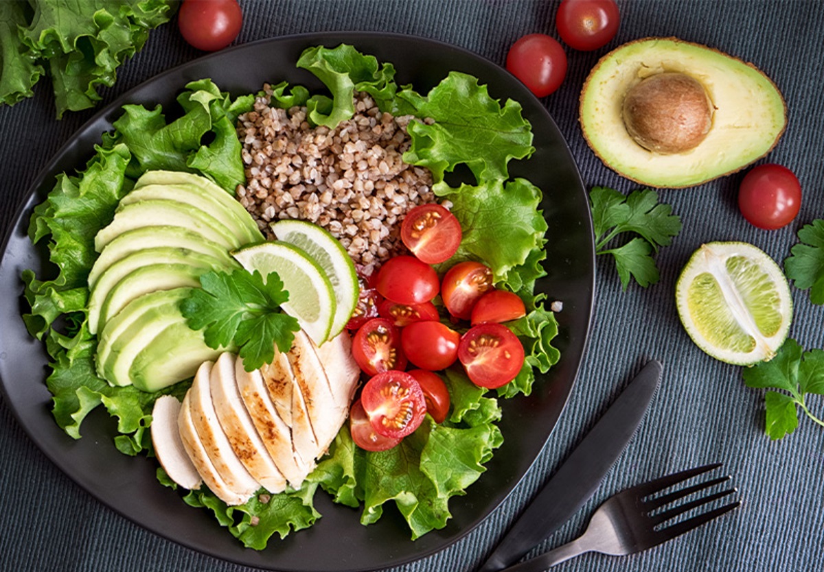 مرغ و کینورا - غذای رژیمی با مرغ