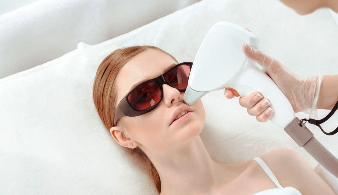 لیزر پشت لب - بهترین دستگاه لیزر موهای زائد