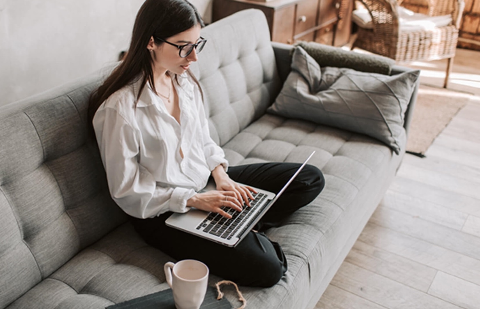 خشکی کمر - درمان قوز کمر