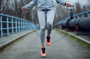 طناب زدن برای لاغری شکم