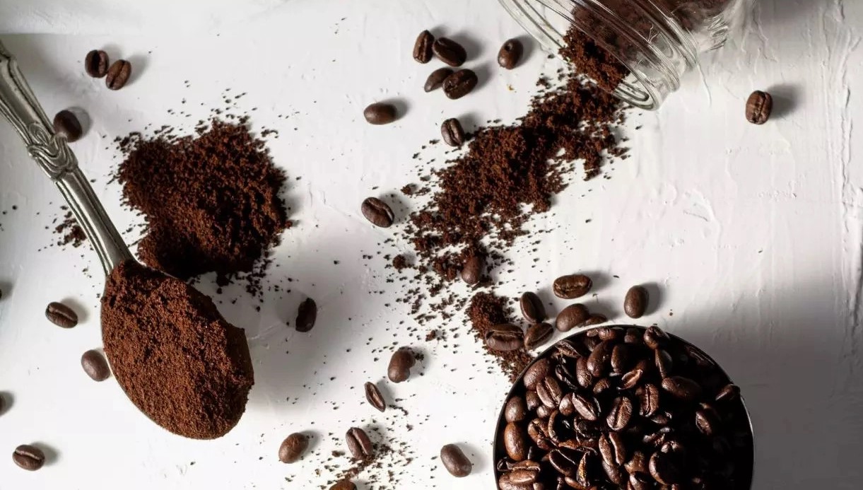 ماسک قهوه برای دور چشم - ماسک قهوه برای صورت