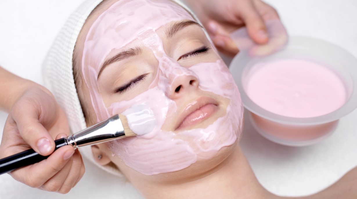 فیشیال حرفه ای صورت - فیشیال صورت در خانه