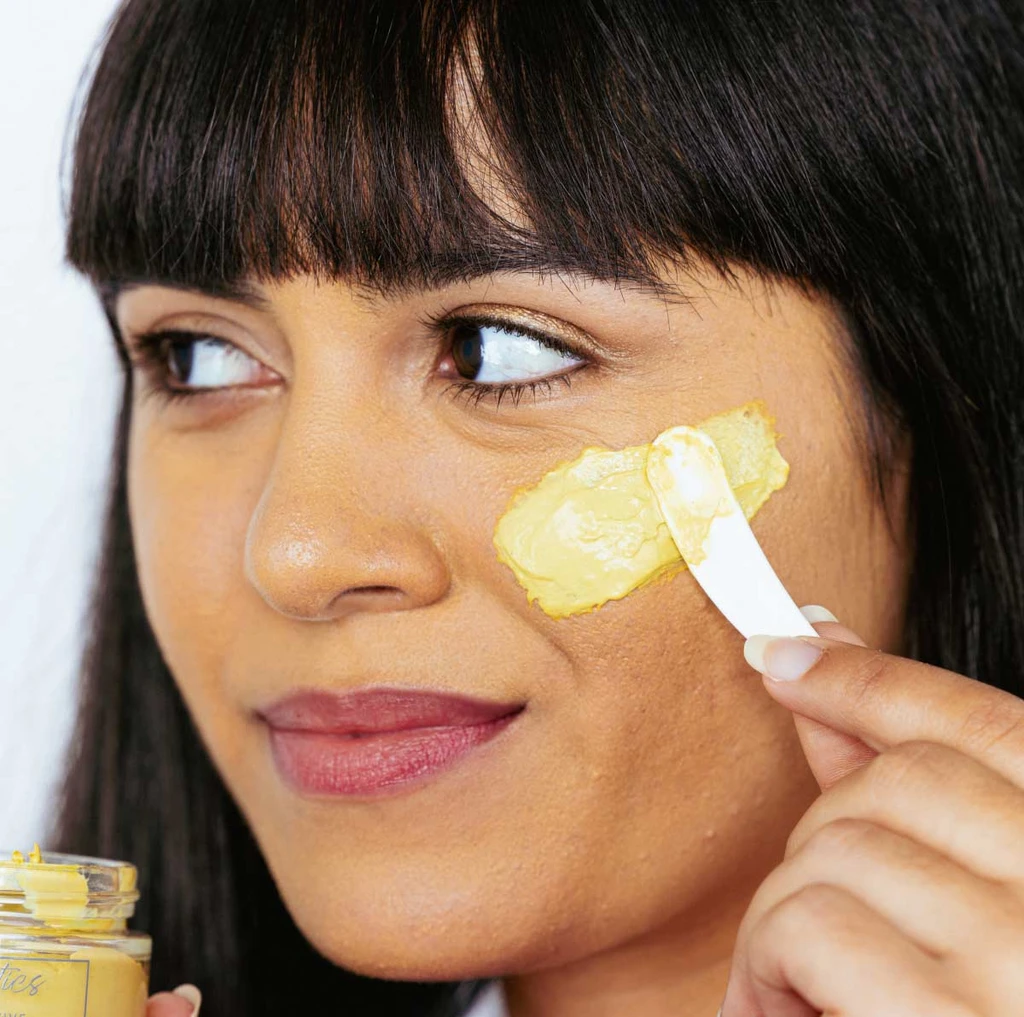 ماسک زردچوبه - قویترین ماسک روشن کننده پوست صورت