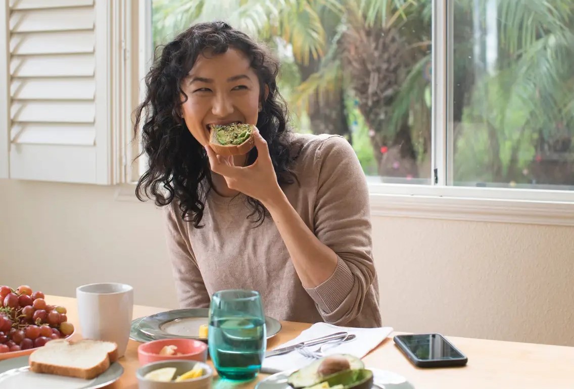 غذاهای مجاز در رژیم فستینگ - رژیم فستینگ 16 8