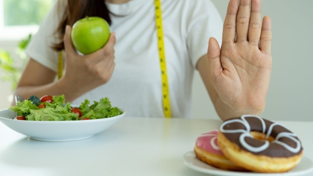 حذف شیرینی جات - کاهش اشتها