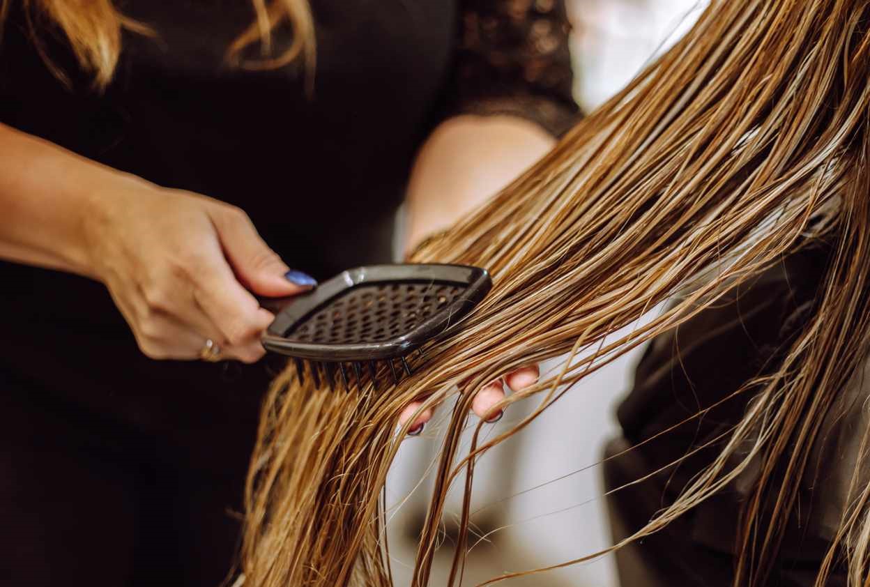 ماسک مو برای موهای دکلره شده - درمان موهای سوخته