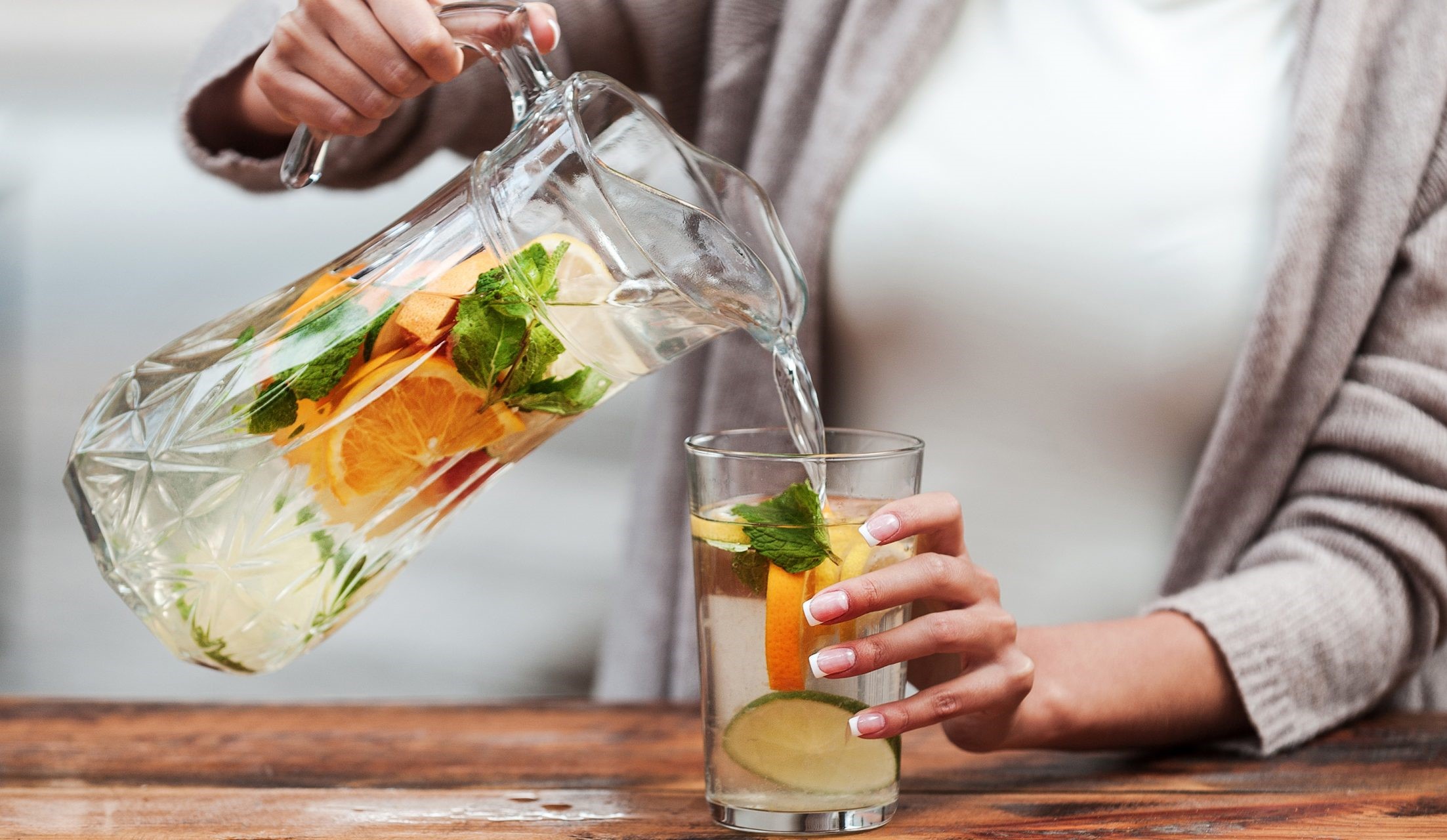 دتاکس واتر لیمو نعناع -