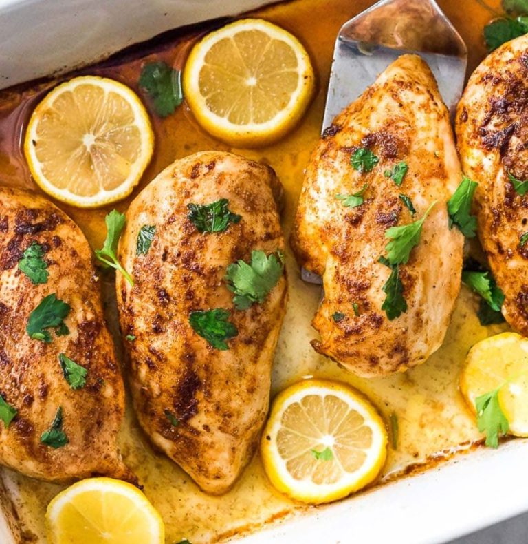 مزه دار کردن فیله مرغ