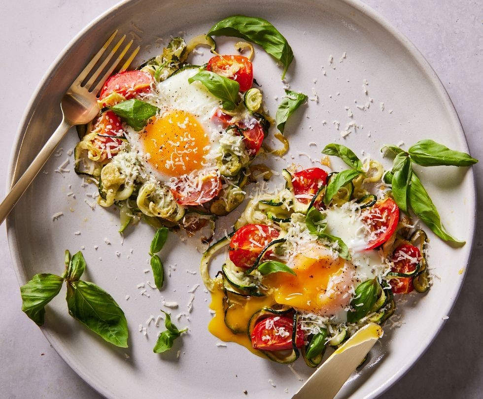 سالاد تخم مرغ و کلم بروکلی - صبحانه رژیمی بدون نان