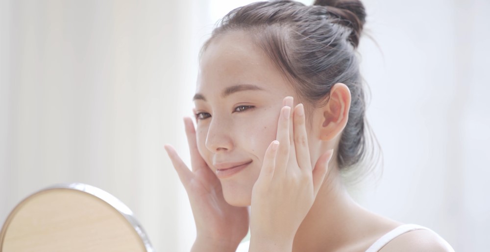 رماسک روشن کننده پوست - سفید کردن پوست صورت در خانه