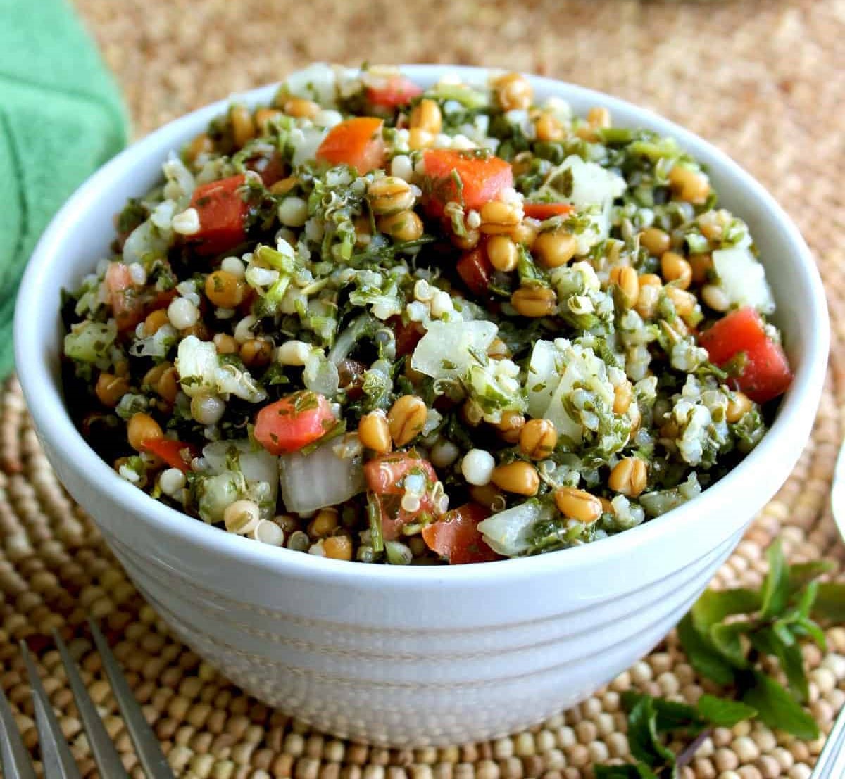 سالاد تبوله - غذاهای رژیمی بدون نان و برنج