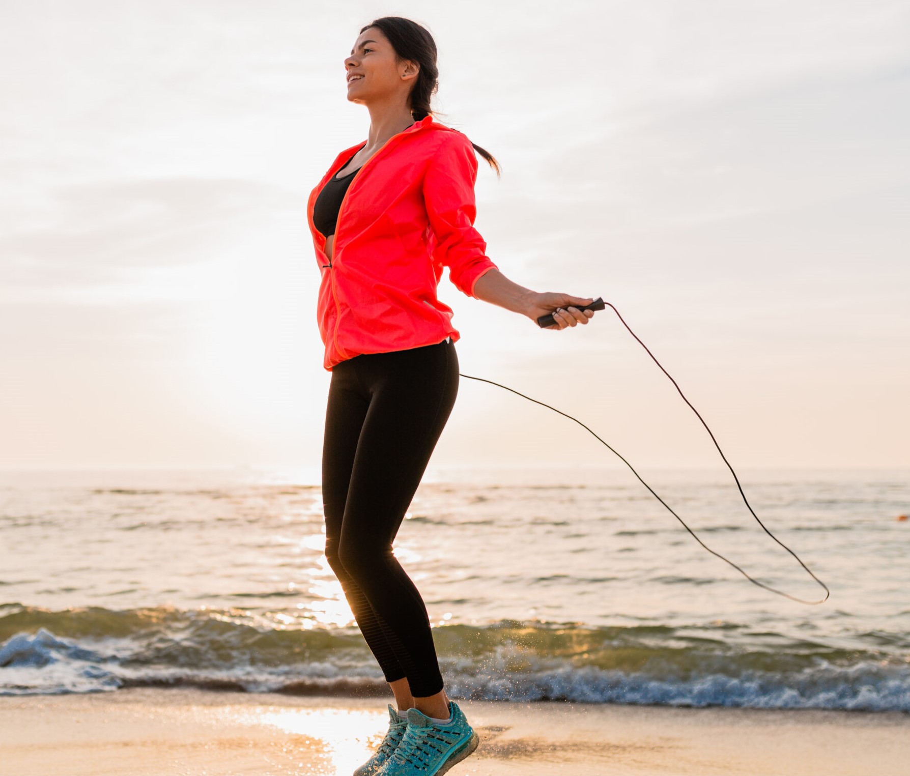 طناب زدن چند کالری می سوزاند - طناب زدن برای لاغری شکم