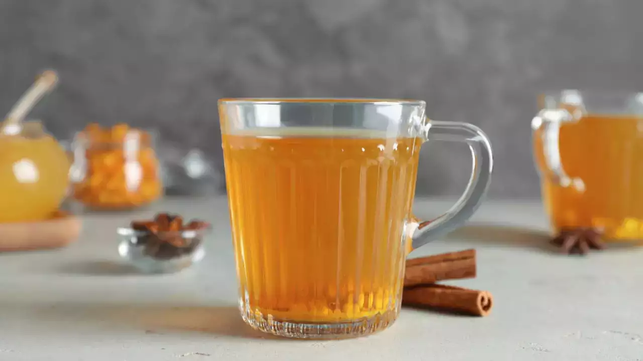 نوشیدنی چربی سوز - دمنوش سیب و دارچین برای لاغری