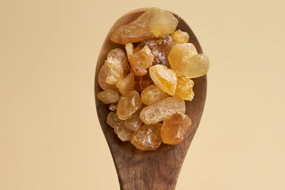 خواص کندر - روغن کندر برای لک صورت