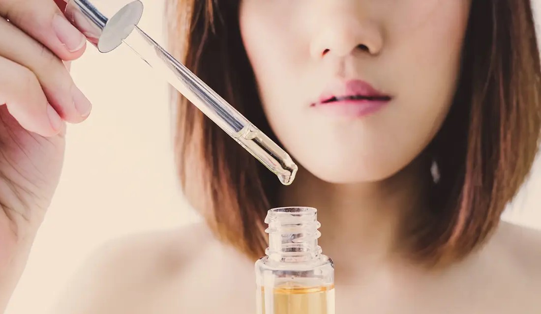 طرز تهیه روغن کندر - روغن کندر برای لک صورت