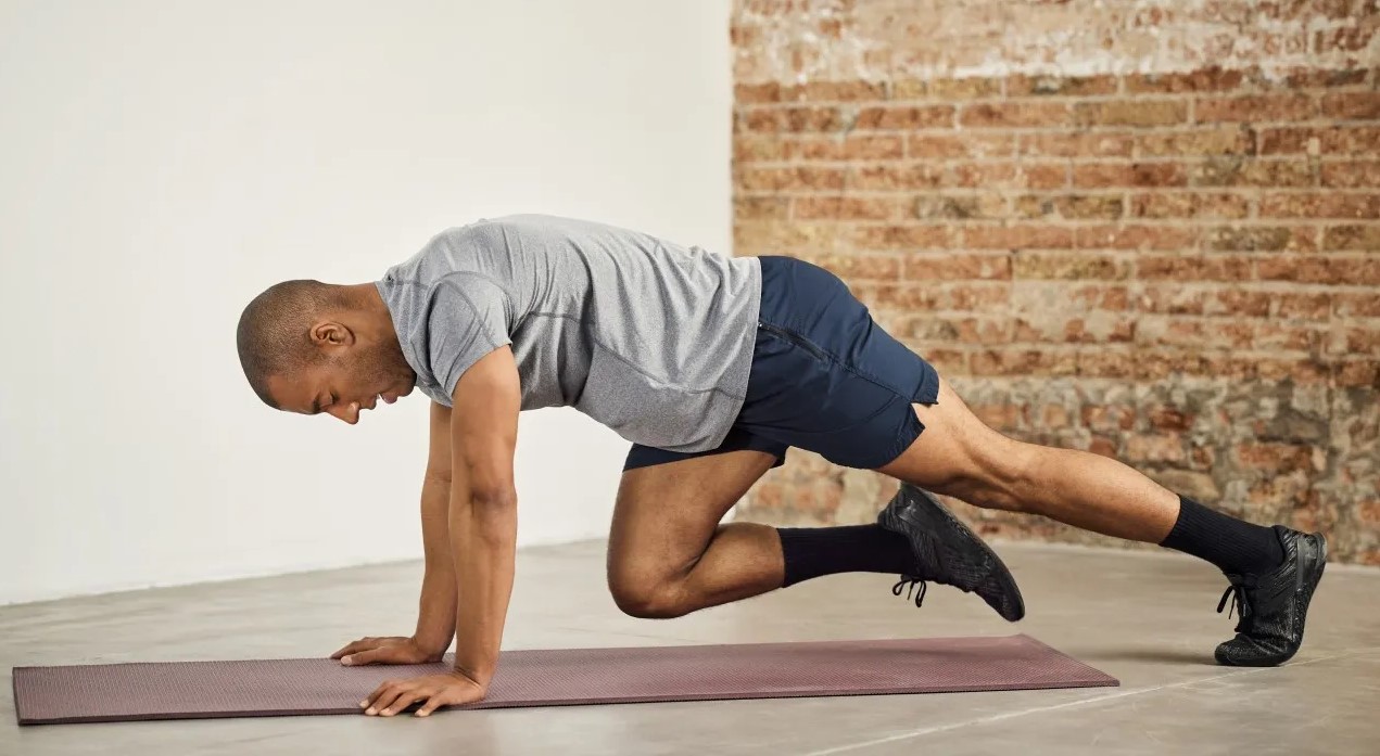 حرکت کوهنوردی - بهترین حرکات ورزشی برای شکم