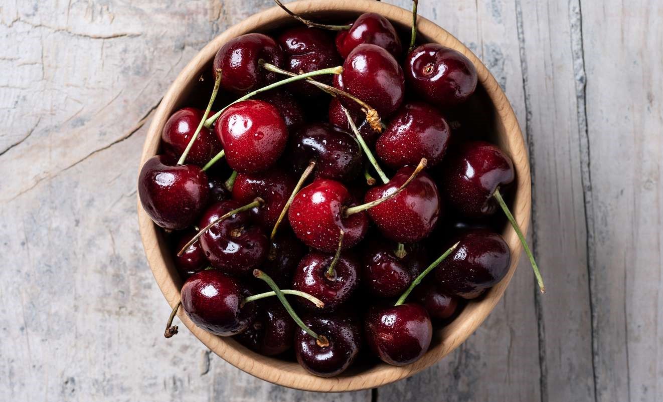 گیلاس در رژیم کتوژنیک - میوه های مجاز در رژیم کتوژنیک