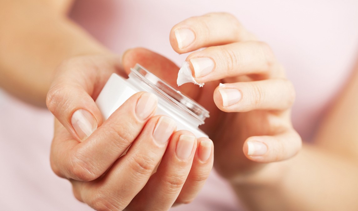 کرم روشن کننده صورت - سفید شدن پوست در سه