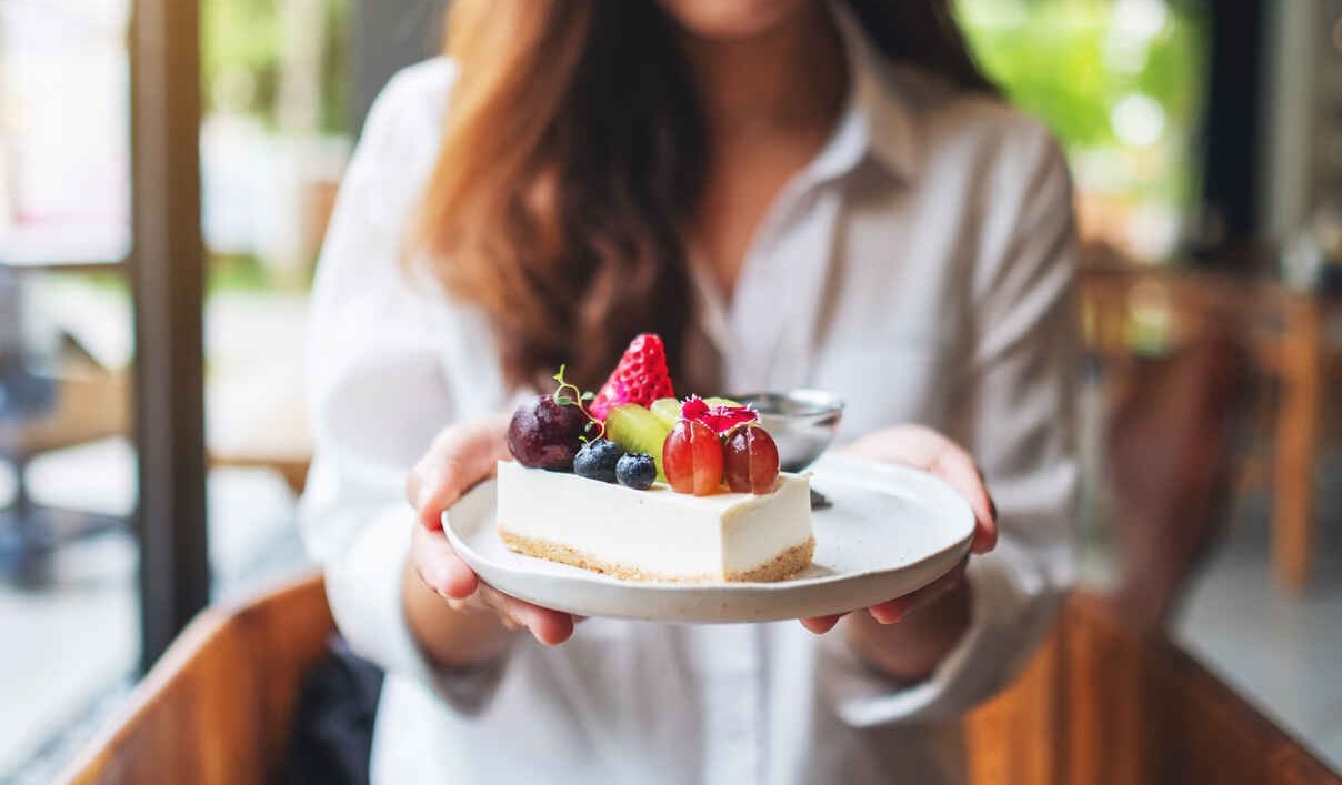 پرخوری - توصیه های رژیمی برای شب یلدا