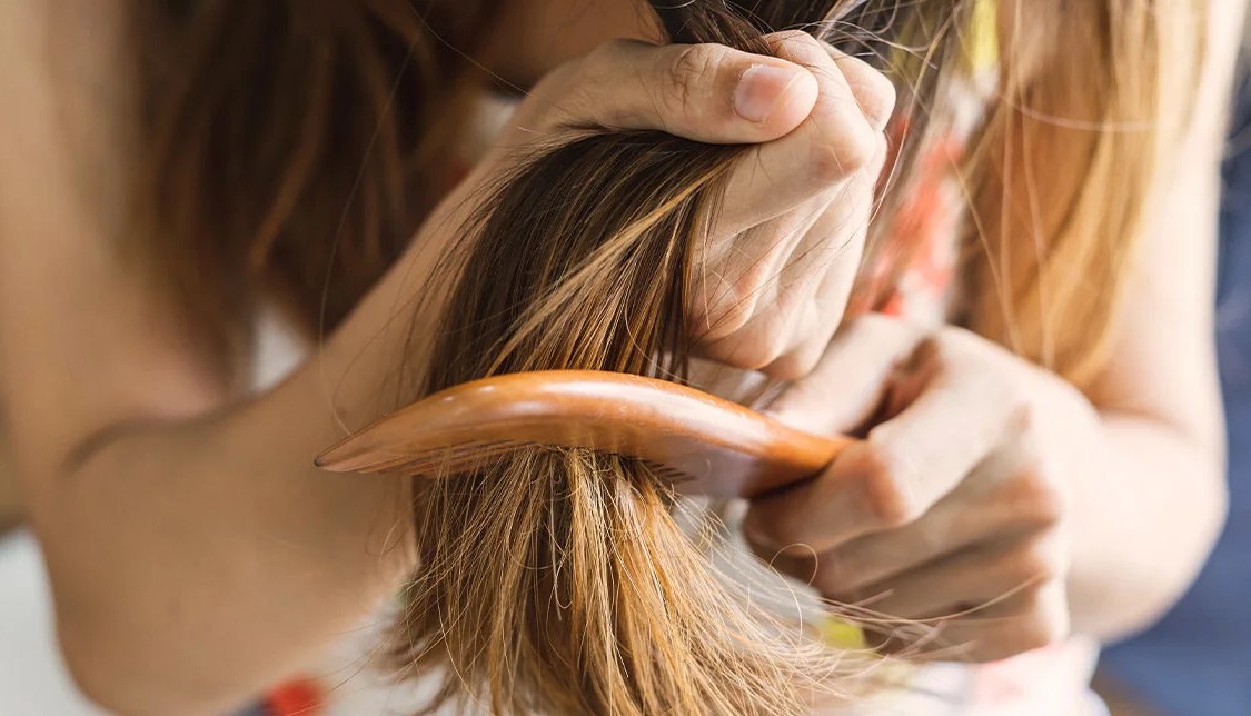 خشکی مو - درمان موهای سوخته با سرکه سیب