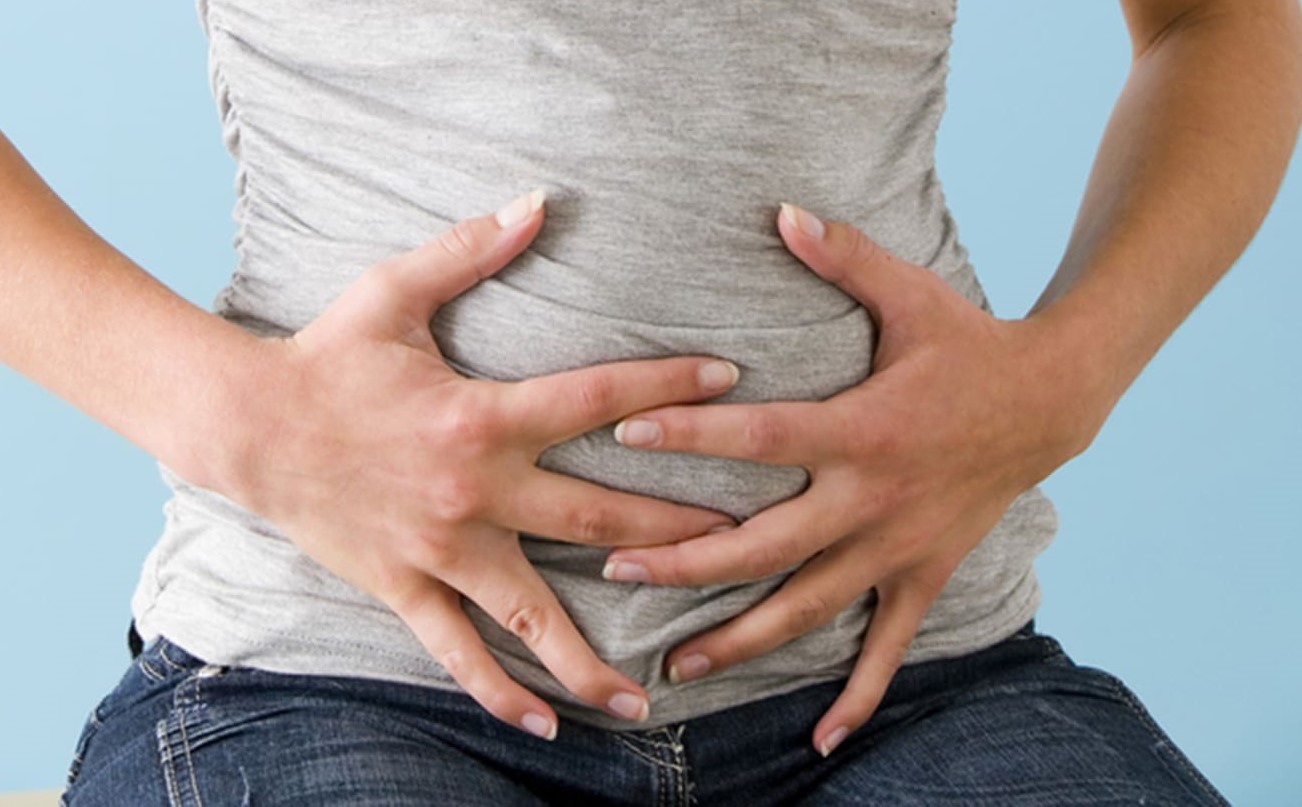 چاقی شکم در افراد لاغر - عقب افتادن پریود و بزرگ شدن شکم