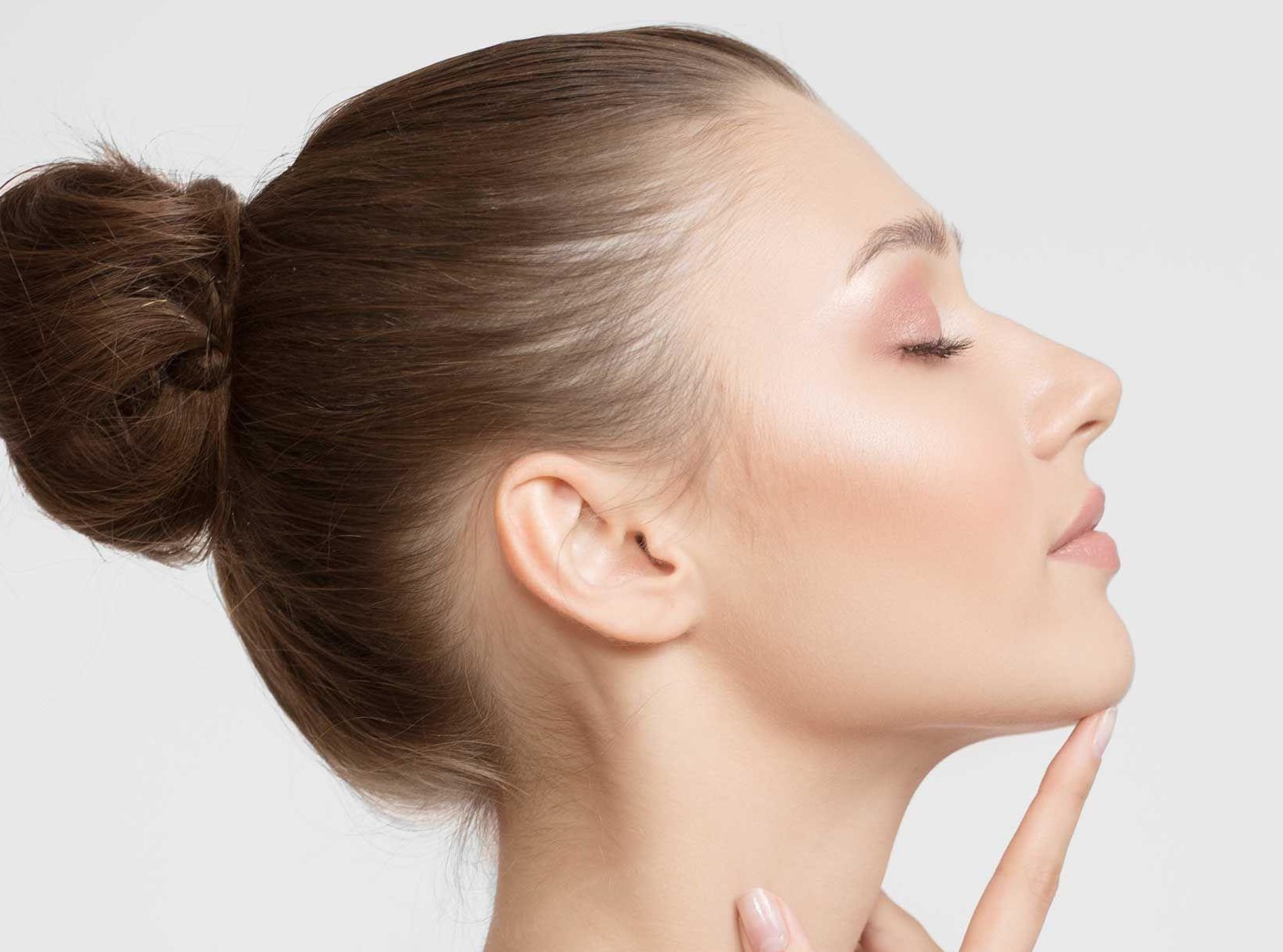 زاویه دار کردن صورت - ویتامین برای لاغری صورت