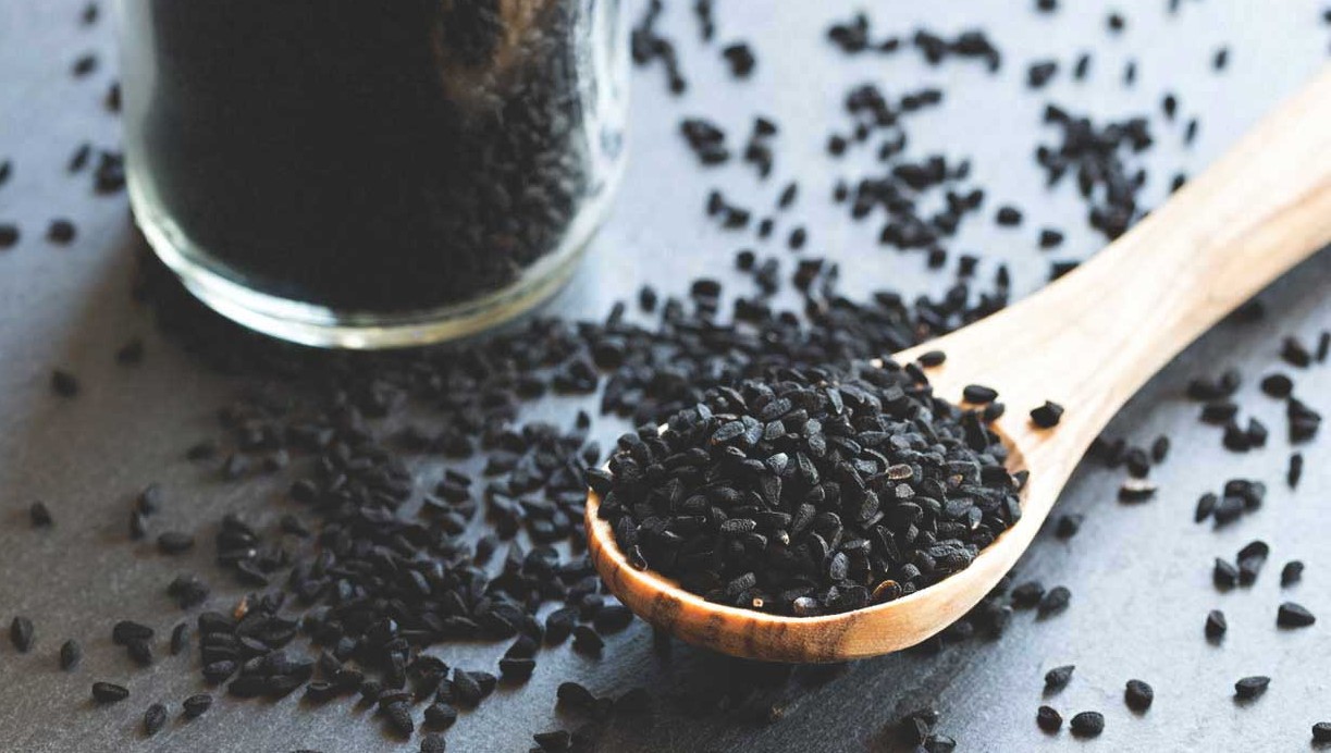 مواد غذایی لاغر کننده - سیاه دانه برای لاغری شکم و پهلو