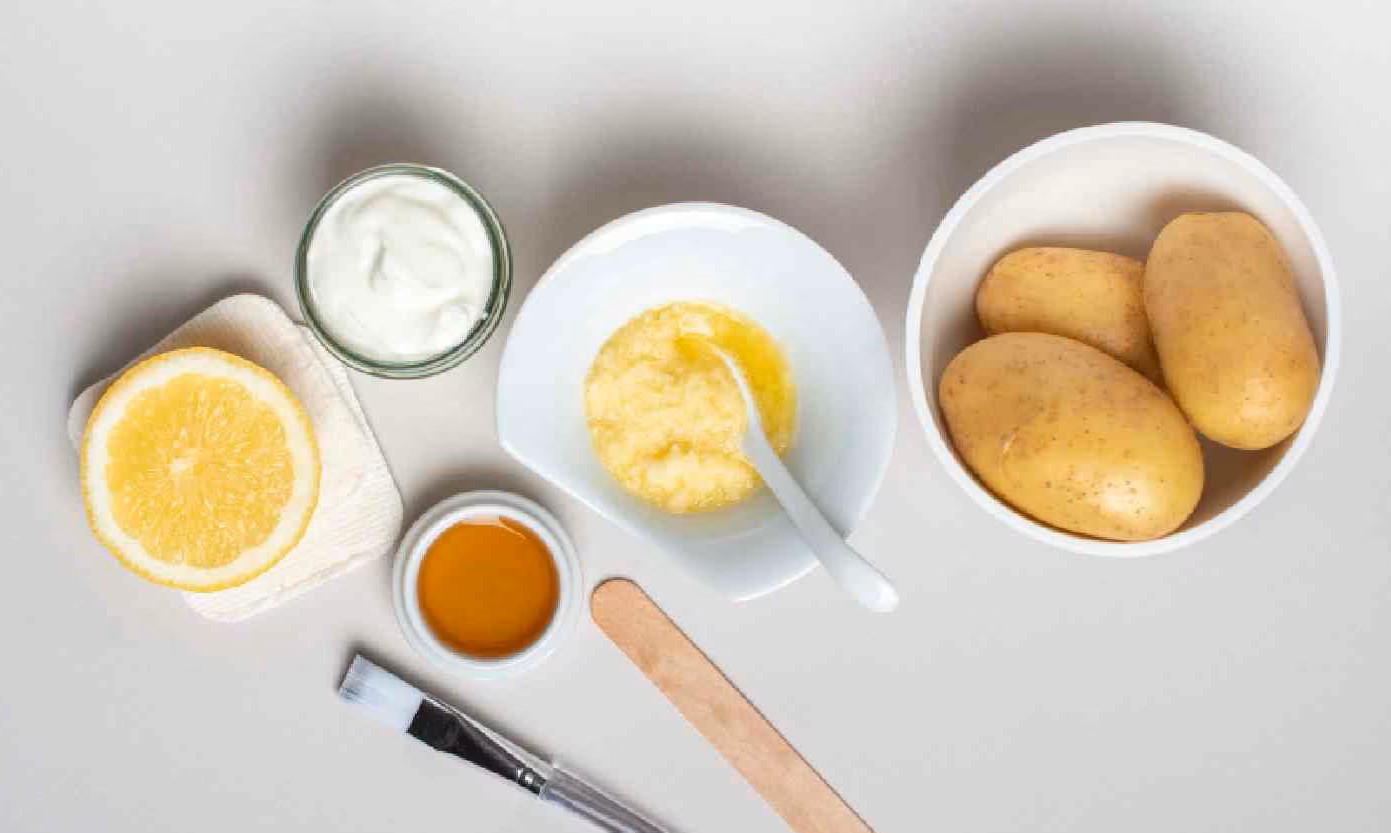 ماسک سیب زمینی و زردچوبه - از بین بردن لک صورت با سیب زمینی