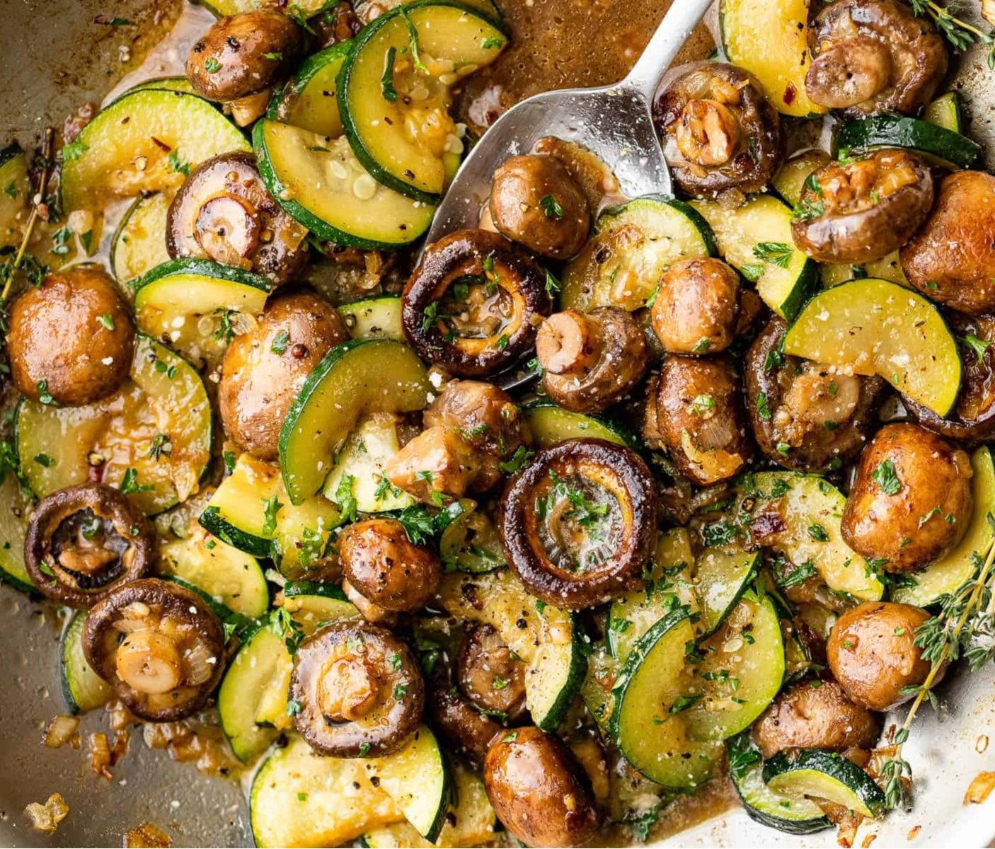 خوراک قارچ و سبزیجات - غذای رژیمی با قارچ