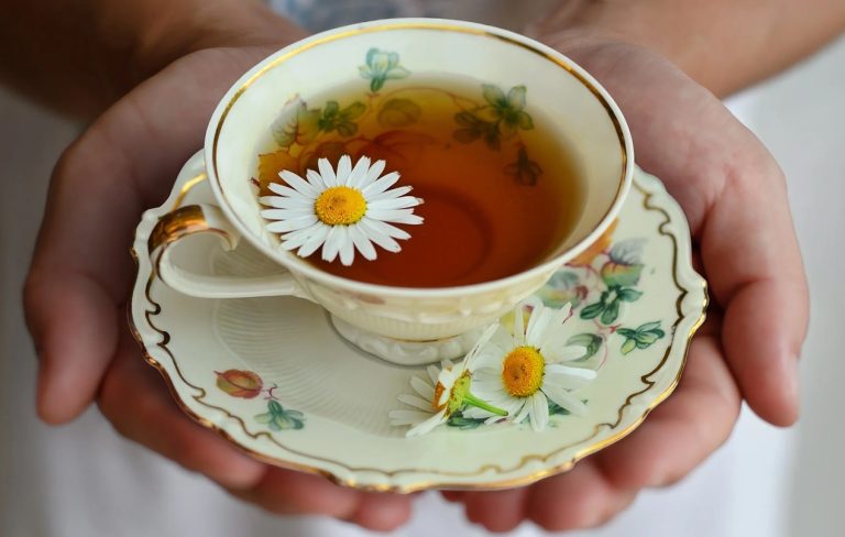 بهترین دمنوش برای نفخ شکم