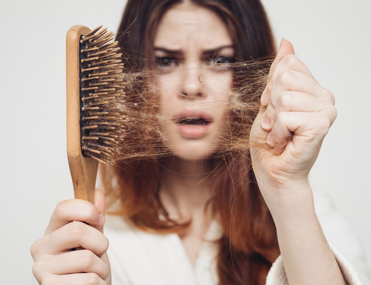 درمان ریزش مو - ریزش مو در رژیم لاغری