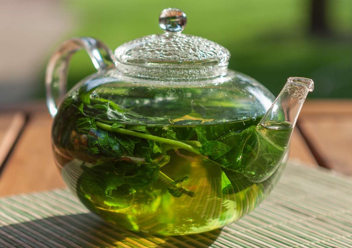 دمنوش نعناع - بهترین دمنوش برای نفخ شکم