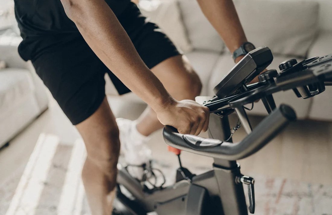 دوچرخه ثابت - فواید دوچرخه ثابت برای شکم