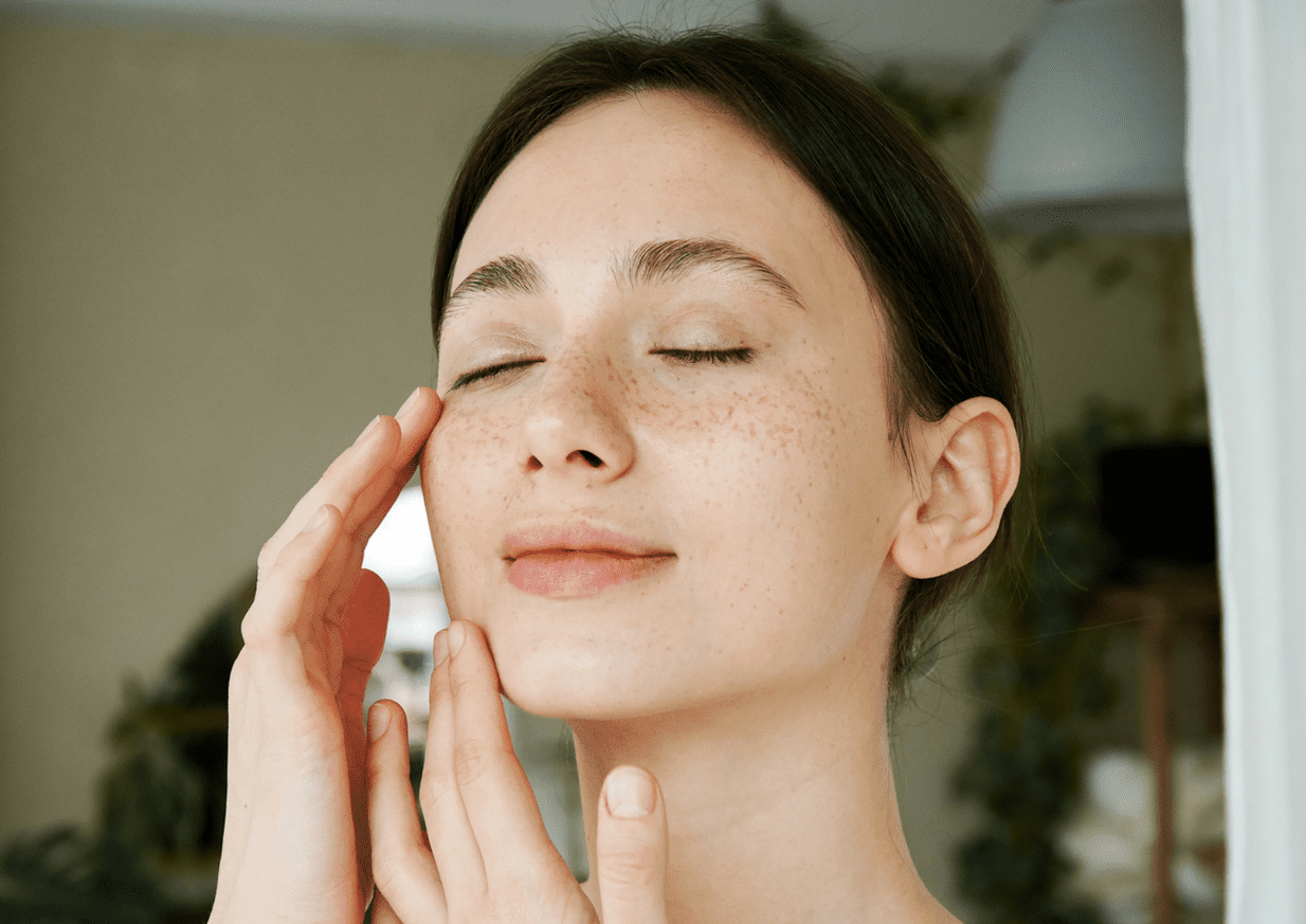 درمان لک صورت - روغن بنفشه برای چاقی صورت