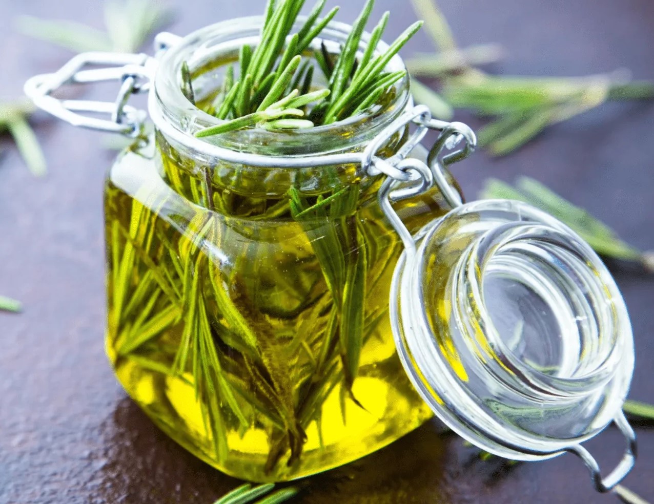 رزماری برای ریزش مو - جوشانده رزماری برای مو