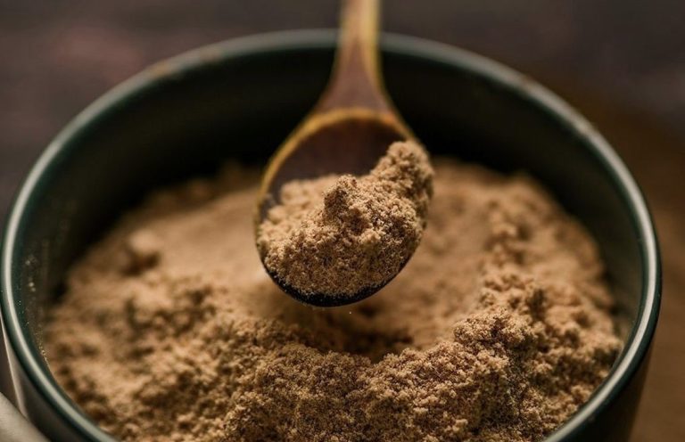 نحوه مصرف پودر سنجد برای لاغری