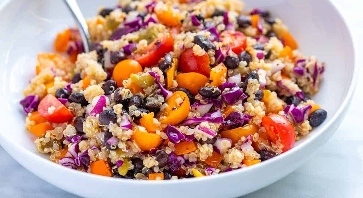 سالاد کینوا - غذای رژیمی سریع و آسان