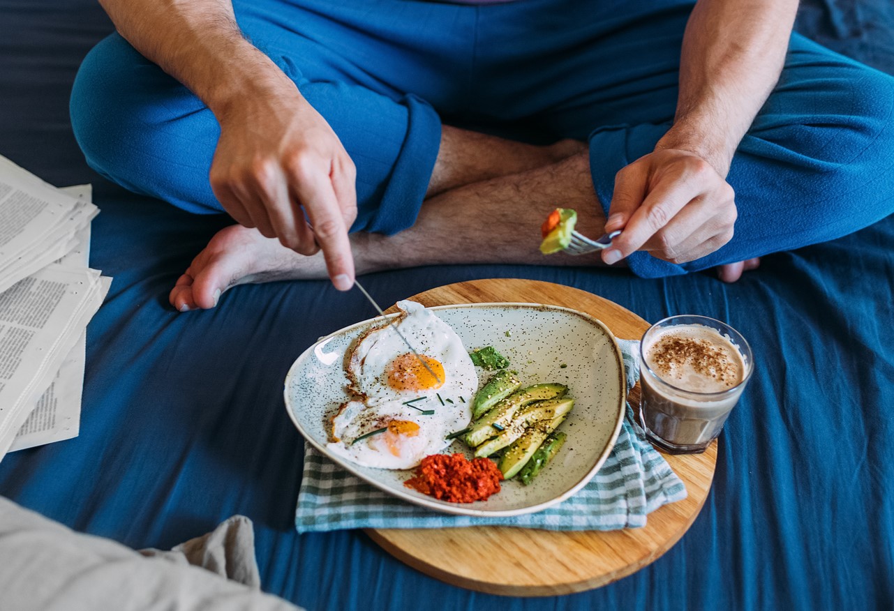 صبحانه ی سالم - عوارض خواب بعد از صبحانه