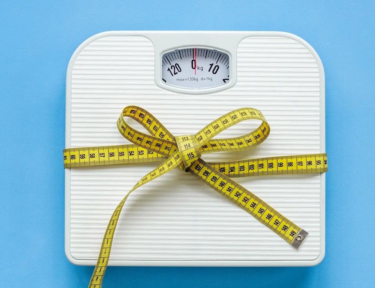 چند کیلو در ماه کم کنیم - استاندارد کاهش وزن در یک ماه