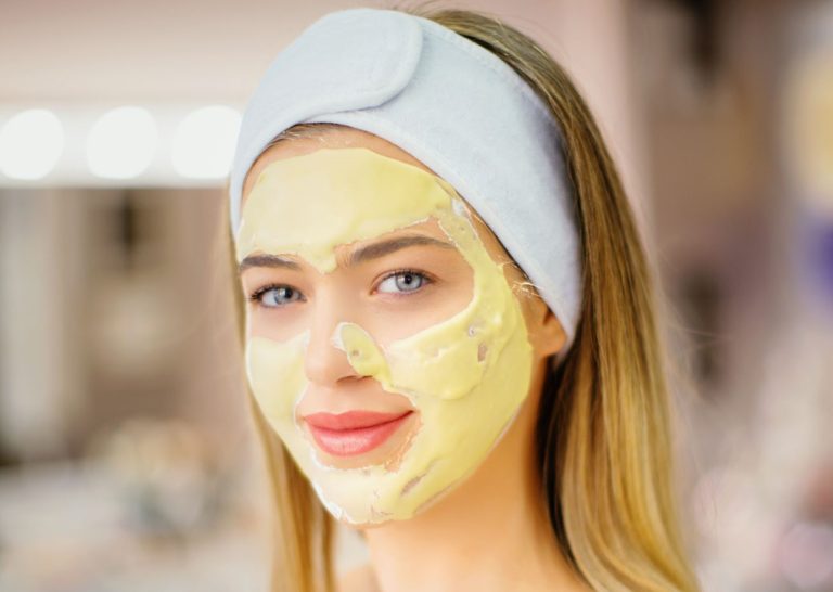 ماسک صورت - ماسک زردچوبه و گلاب برای صورت