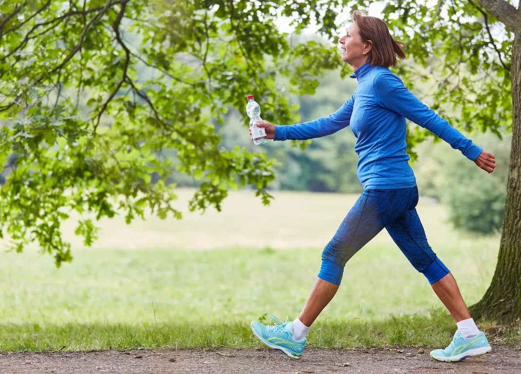 پیاده روی برای لاغری - ورزش برای آب کردن چربی شکم