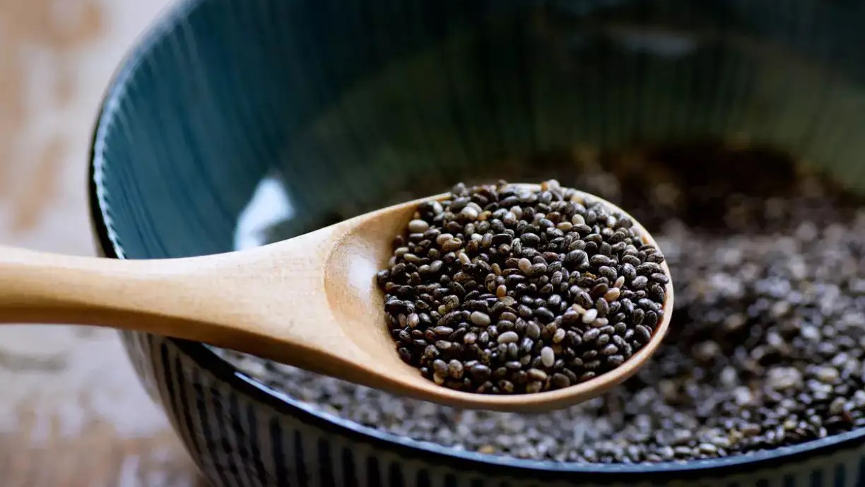 دانه چیا برای لاغری - بهترین زمان مصرف دانه چیا برای لاغری