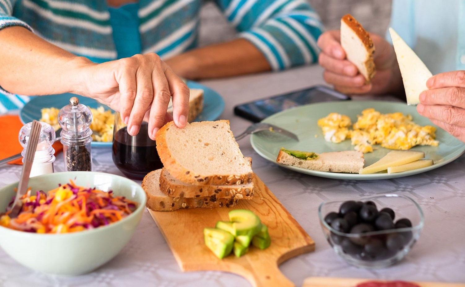 علت چاقی در ماه رمضان - رژیم لاغری در ماه رمضان