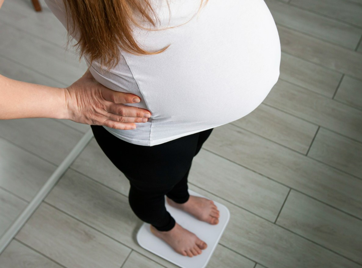 برنامه غذایی برای بارداری - وزن گرفتن جنین در دوران بارداری