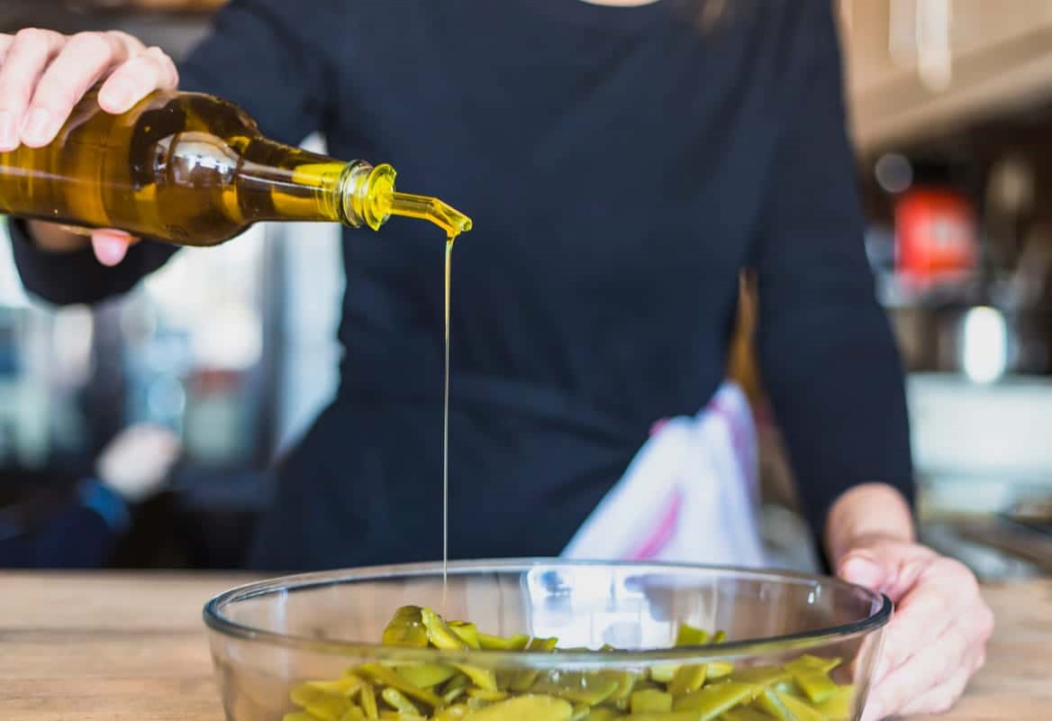 روغن زیتون برای سالاد - روغن زیتون برای لاغری شکم