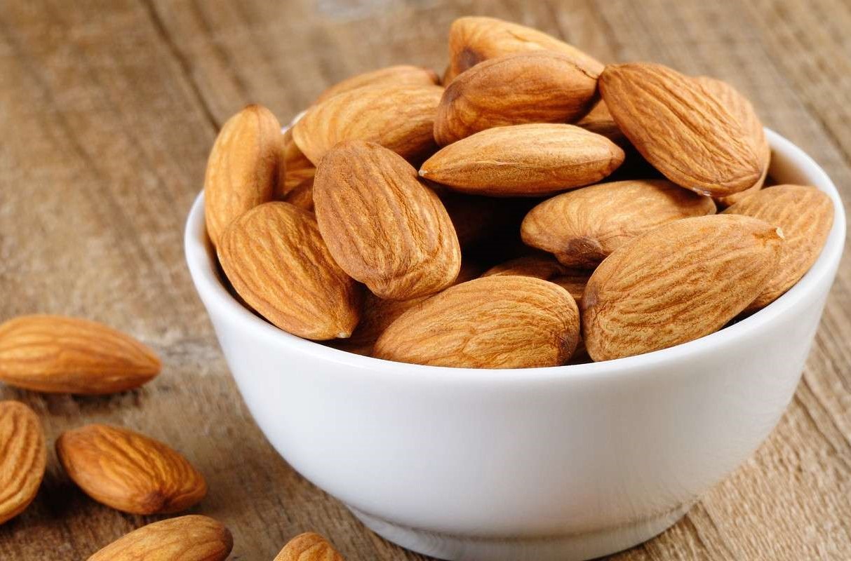 بادام درختی - بادام درختی برای لاغری