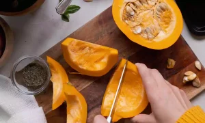 درست کردن کدو برای شب یلدا