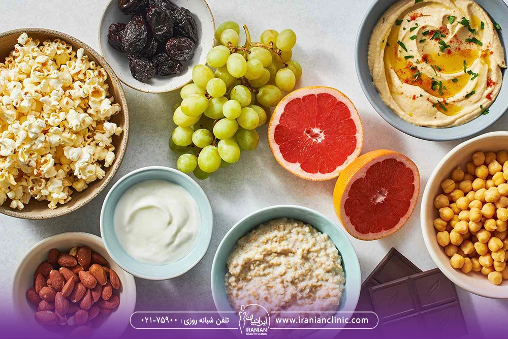 رژیم غذایی شامل اوتمیل و میوه هایی مثل انگور و گریپ فروت