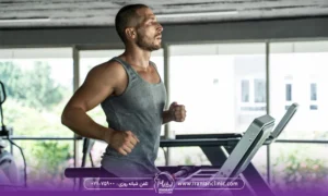 مردی که روی تردمیل می دود - کاردیو برای لاغری